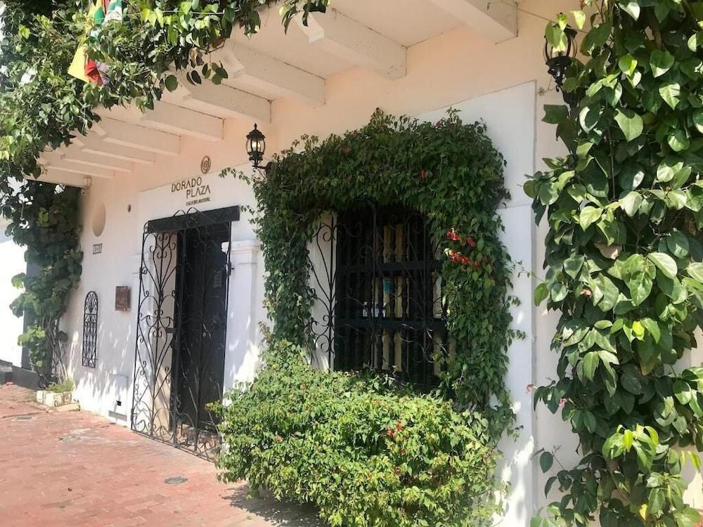 Dorado Plaza Calle Del Arsenal Cartagena (Kolumbien)